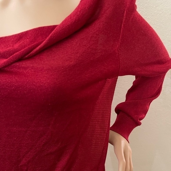 𝅺inc Rayon Blend Draped Metallic Knit Top Real Red Sz M - Picture 7 of 8